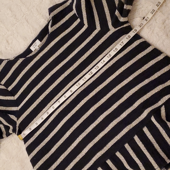 NWOT crown & ivy shimmery striped sweater - Picture 3 of 8